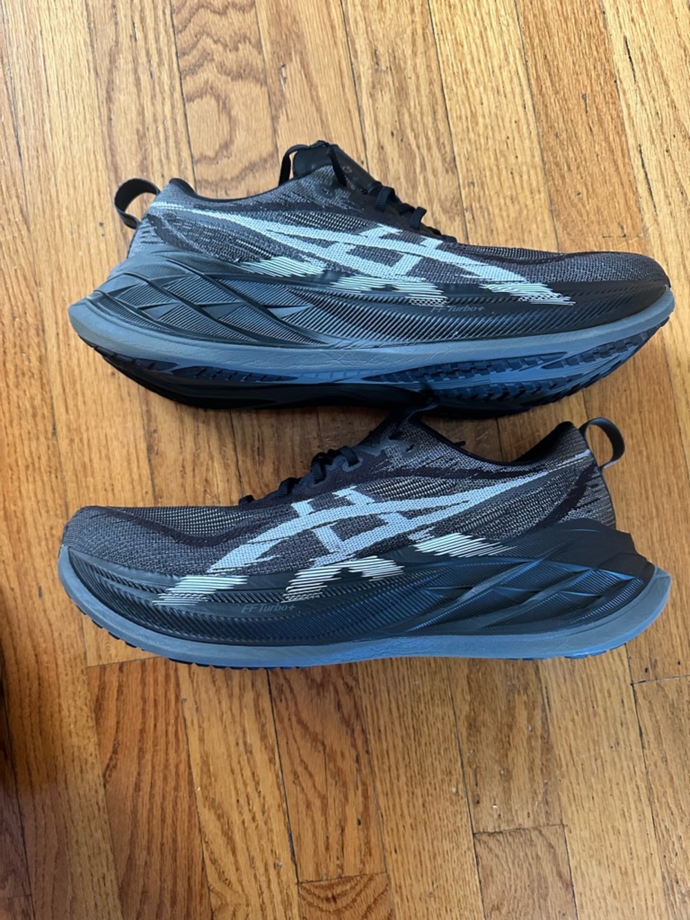 Asics Black & Gray Men's Running Shoes with Light Gray Logo